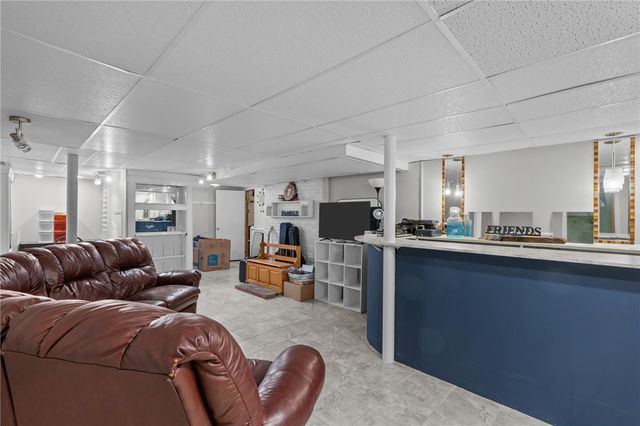 123 Mauran Street, Cranston, RI 02910