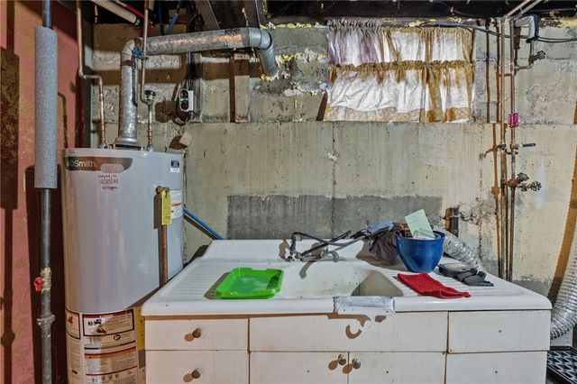 123 Mauran Street, Cranston, RI 02910