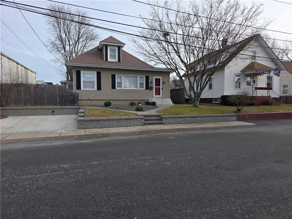 123 Mauran Street, Cranston, RI 02910