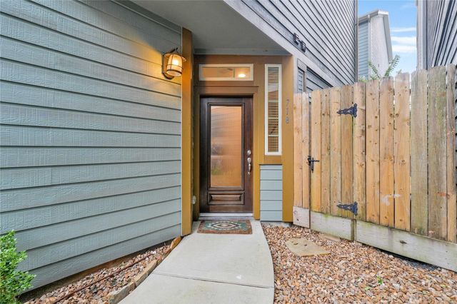 718 Nicholson Street, Houston, TX 77007