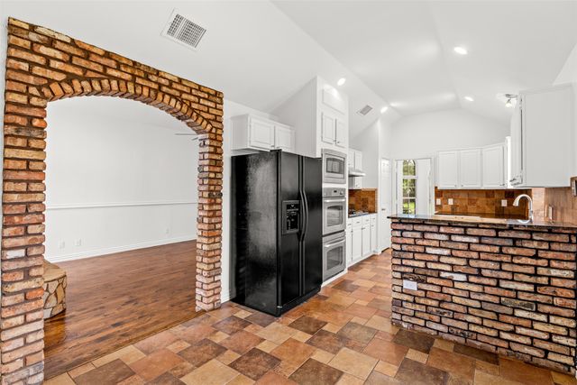 2236 Tanglewood Street, Mesquite, TX 75181
