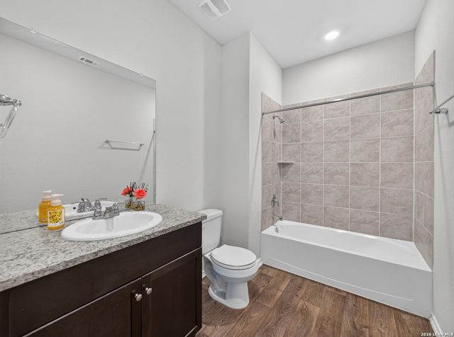 6607 Embankment Rd, San Antonio, TX 78252