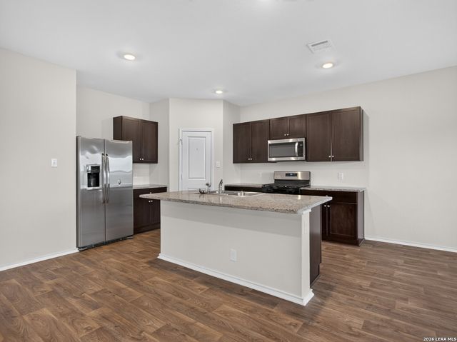 6607 Embankment Rd, San Antonio, TX 78252