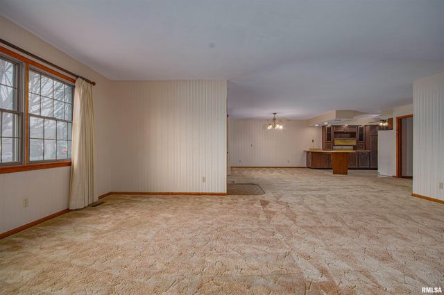 3528 OXFORD Avenue, Mt Vernon, IL 62864