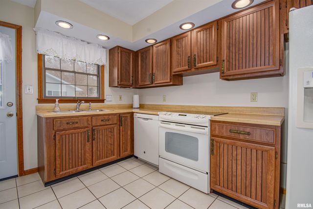 3528 OXFORD Avenue, Mt Vernon, IL 62864