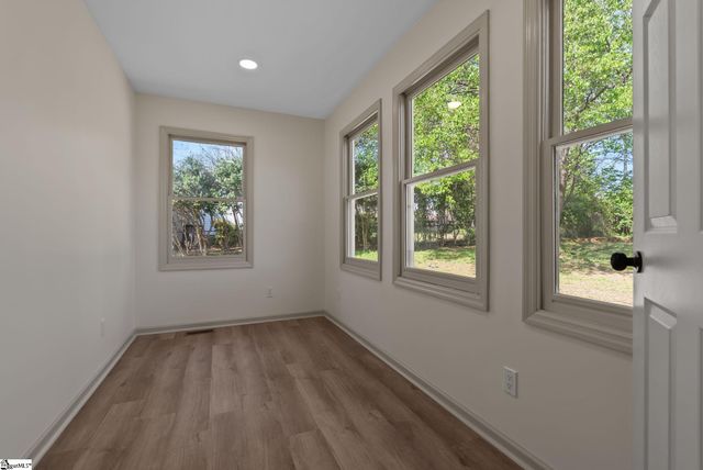 13 Bedford Lane, Taylors, SC 29687