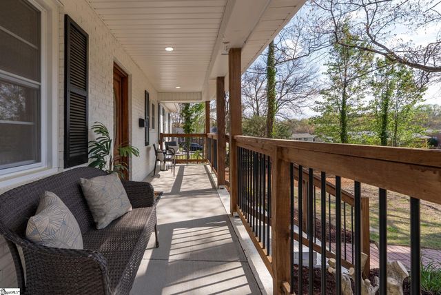 13 Bedford Lane, Taylors, SC 29687