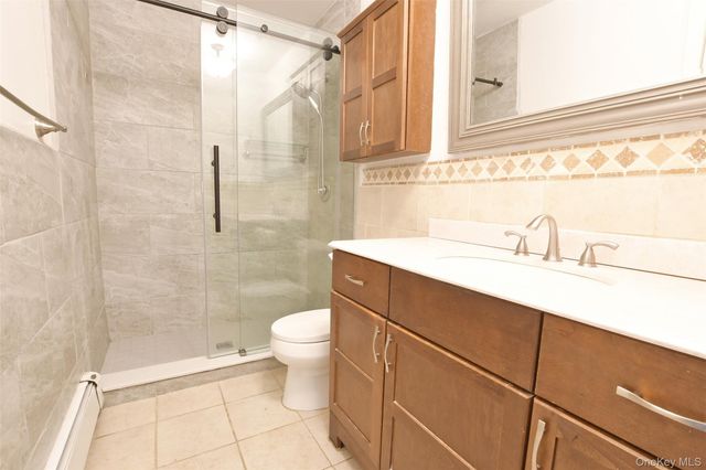 205 Connetquot Road, Oakdale, NY 11769