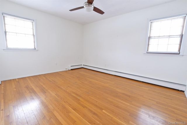 205 Connetquot Road, Oakdale, NY 11769