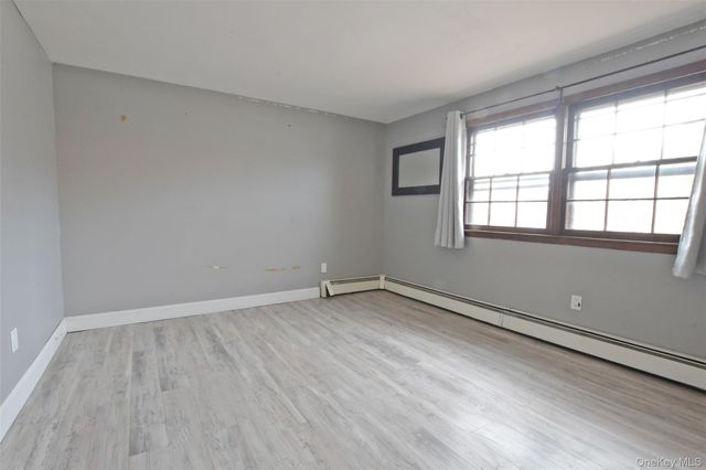 205 Connetquot Road, Oakdale, NY 11769