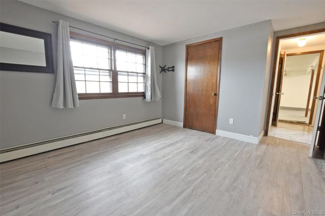 205 Connetquot Road, Oakdale, NY 11769