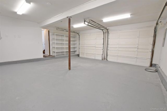 205 Connetquot Road, Oakdale, NY 11769