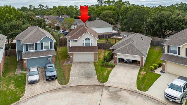 8202 Prairie Wind Lane, Houston, TX 77040