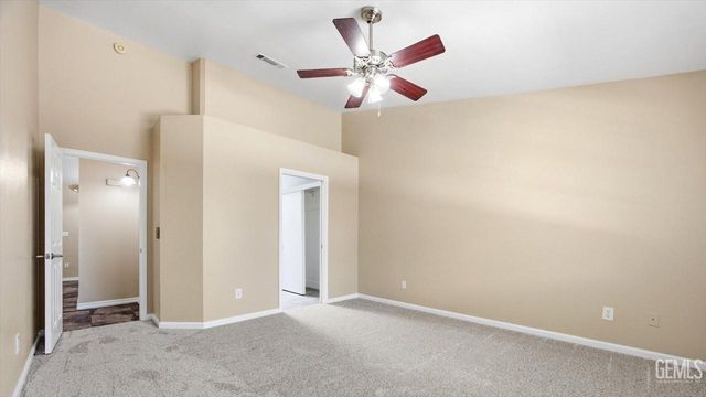 5005 Shadow Branch Street, Bakersfield, CA 93313