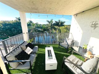 6190 Woodlands Boulevard 517, Tamarac, FL 33319