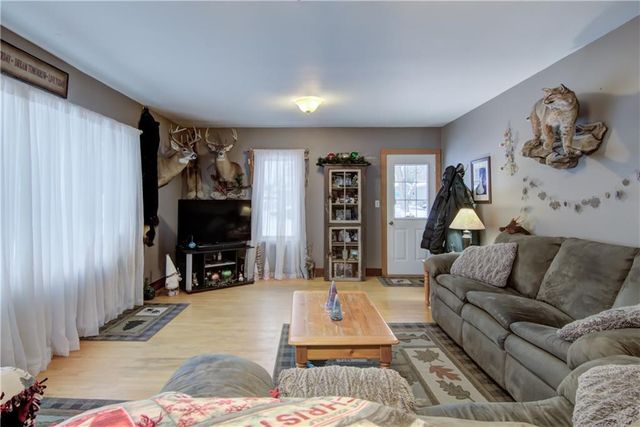 701 W 4th Street, Neillsville, WI 54456