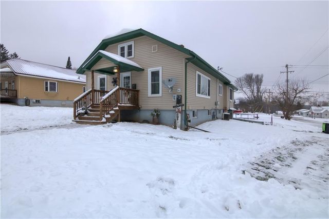 701 W 4th Street, Neillsville, WI 54456