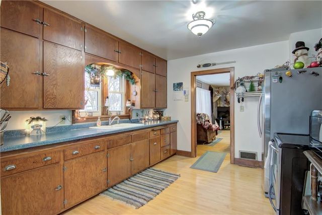 701 W 4th Street, Neillsville, WI 54456