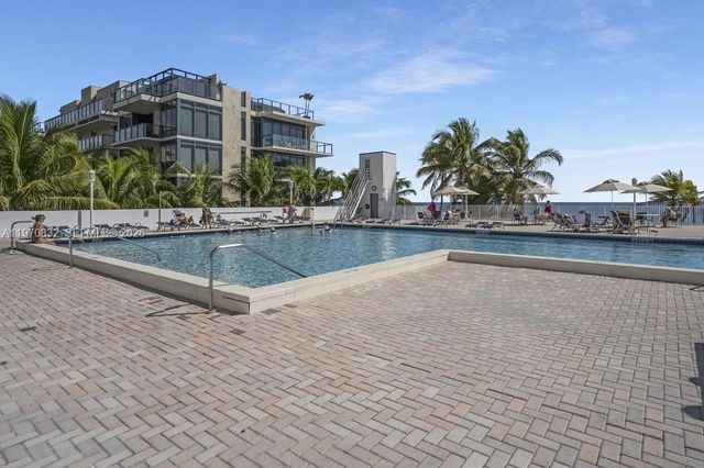 2301 S Ocean 201, Hollywood, FL 33019
