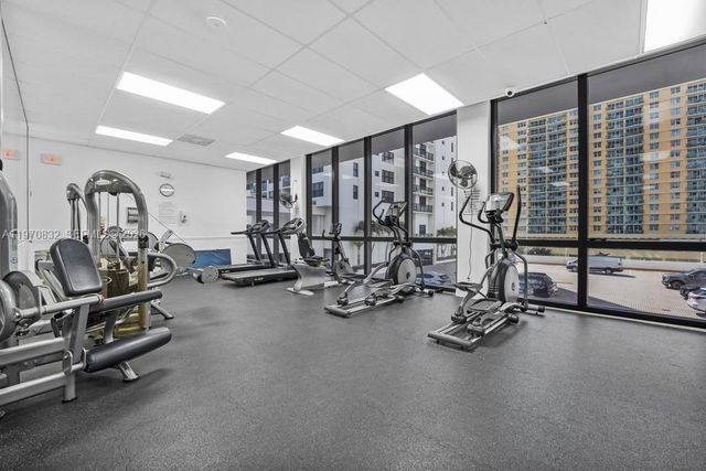 2301 S Ocean 201, Hollywood, FL 33019