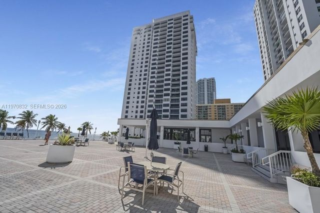2301 S Ocean 201, Hollywood, FL 33019