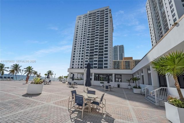 2301 S Ocean 201, Hollywood, FL 33019