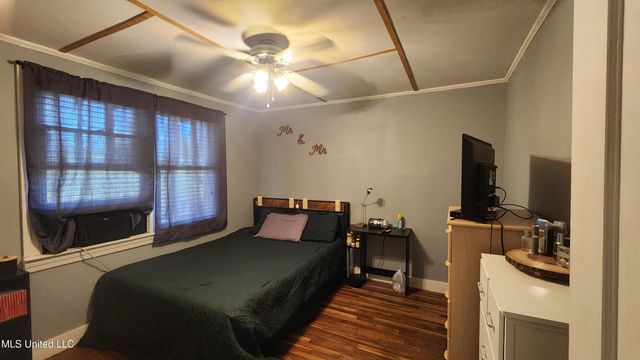 8 Lofton Lane, Natchez, MS 39120