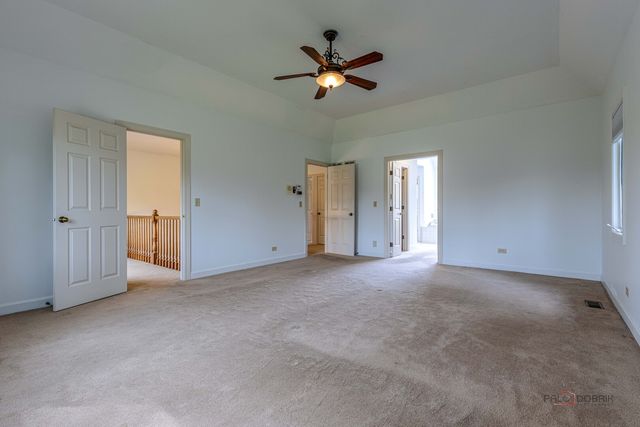 5420 Belmont Court, Libertyville, IL 60048