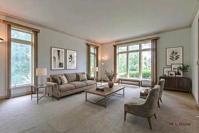 5420 Belmont Court, Libertyville, IL 60048