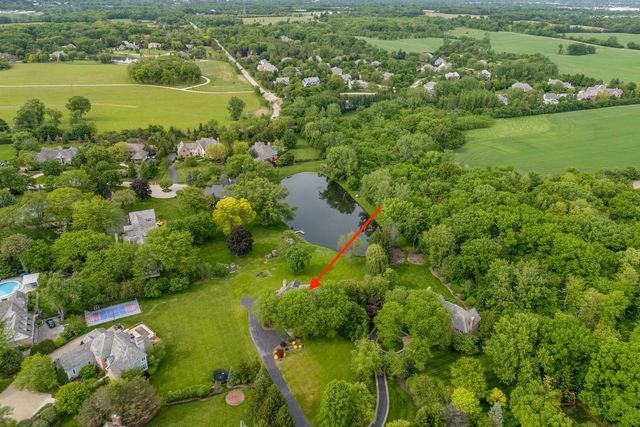 5420 Belmont Court, Libertyville, IL 60048