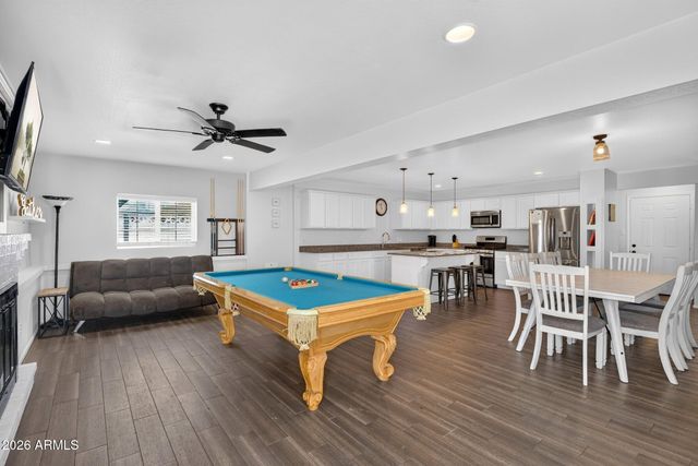 425 E HERMOSA Drive, Tempe, AZ 85282