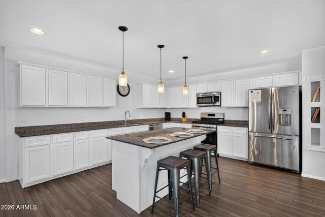 425 E HERMOSA Drive, Tempe, AZ 85282