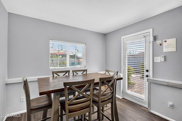 425 E HERMOSA Drive, Tempe, AZ 85282