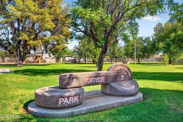 425 E HERMOSA Drive, Tempe, AZ 85282