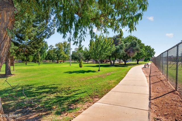 425 E HERMOSA Drive, Tempe, AZ 85282