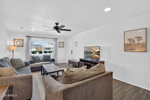 425 E HERMOSA Drive, Tempe, AZ 85282