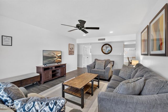 425 E HERMOSA Drive, Tempe, AZ 85282