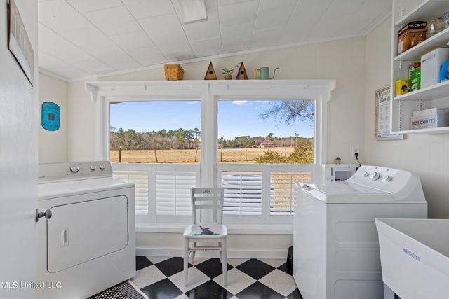 15501 John Clark Road, Gulfport, MS 39503