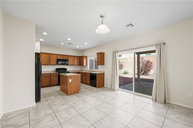 10224 Gibson Isle Drive, Las Vegas, NV 89166