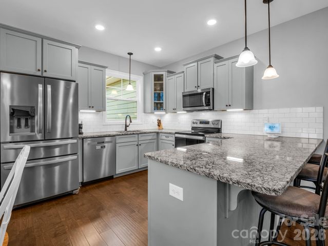 631 Mountain Parkway, Mill Spring, NC 28756