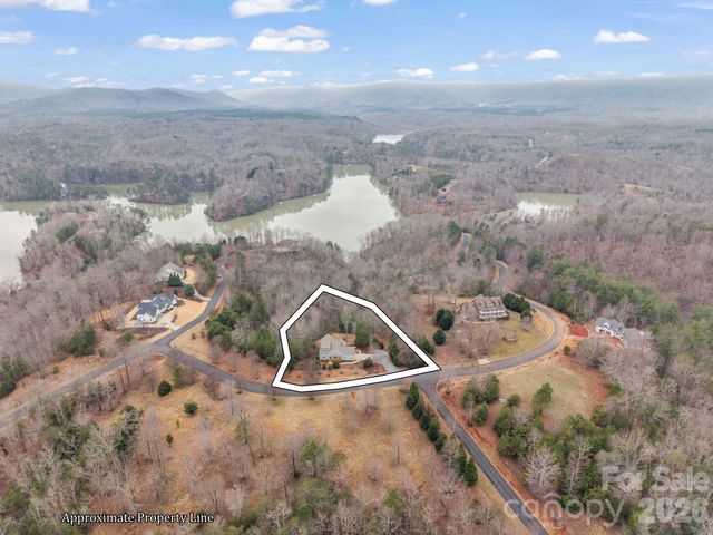 631 Mountain Parkway, Mill Spring, NC 28756