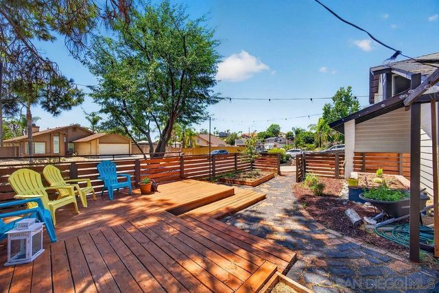 9165 Vista Entrada, Lakeside, CA 92040