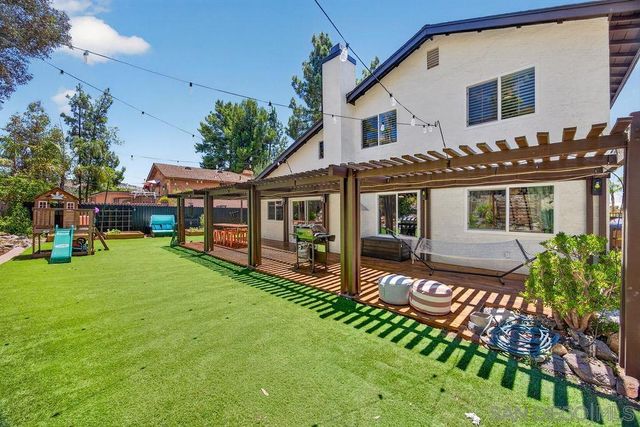 9165 Vista Entrada, Lakeside, CA 92040