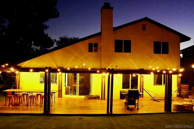 9165 Vista Entrada, Lakeside, CA 92040