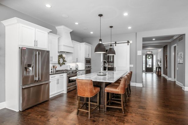 10600 Honeysuckle Way, Plain City, OH 43064