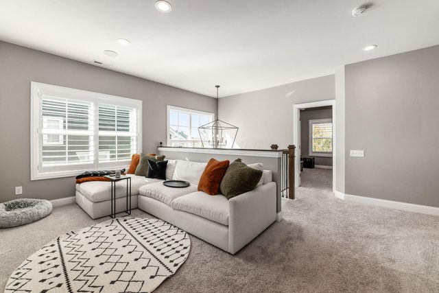 10600 Honeysuckle Way, Plain City, OH 43064