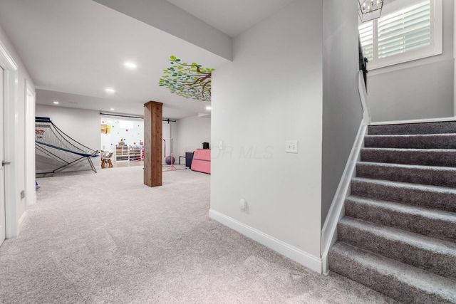 10600 Honeysuckle Way, Plain City, OH 43064