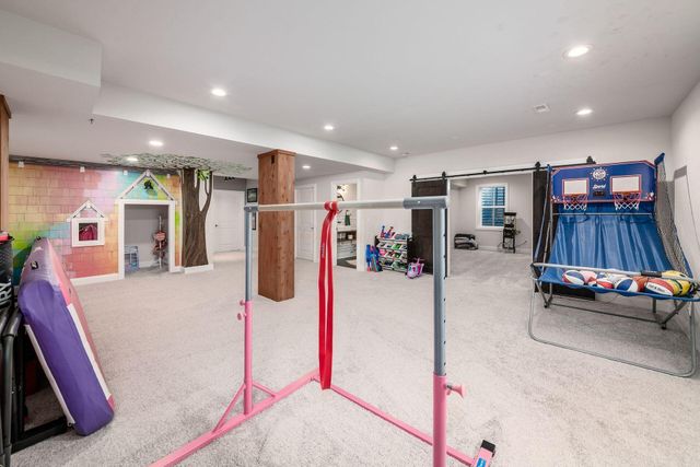 10600 Honeysuckle Way, Plain City, OH 43064