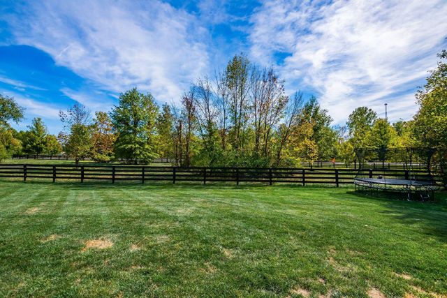 10600 Honeysuckle Way, Plain City, OH 43064