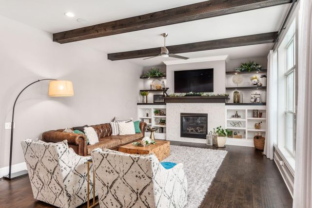 10600 Honeysuckle Way, Plain City, OH 43064